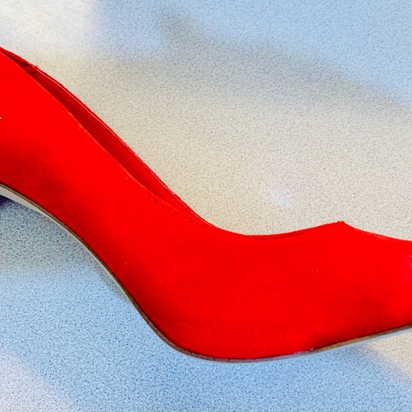 BCBGeneration - Picture 5 of 7